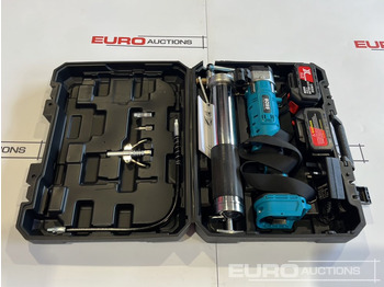 Equipamento de construção Unused Boss 21 Volt Lithium Battery Cordless Grease Gun, 2 Batteries, Case, Shoulder Strap, Extension Pieces & Fittings: foto 3