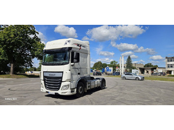Tractor DAF XF 105 460