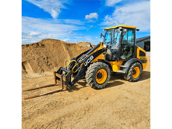 Pá carregadora de rodas JCB 409