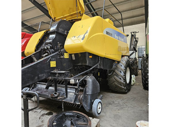 Máquina para produção de feno NEW HOLLAND