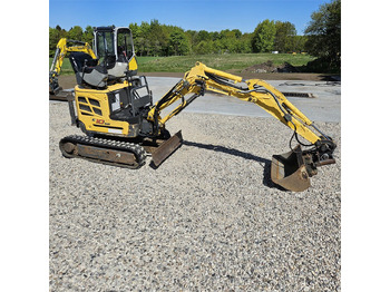 Mini escavadeira New Holland E10 SR: foto 2