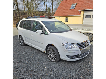 Automóvel VOLKSWAGEN