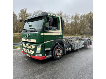 Camião com sistema de cabo VOLVO FM 330