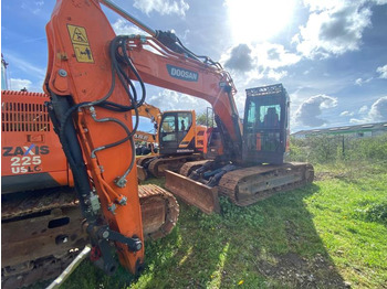 Escavadora de rastos DOOSAN DX140LCR-5