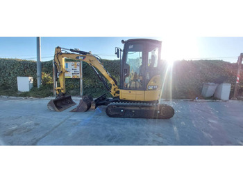 Escavadora de rastos CATERPILLAR 303.5ECR