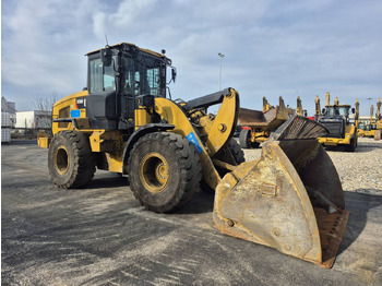 Pá carregadora de rodas CATERPILLAR 926M