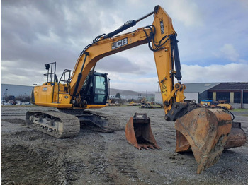Escavadora de rastos JCB