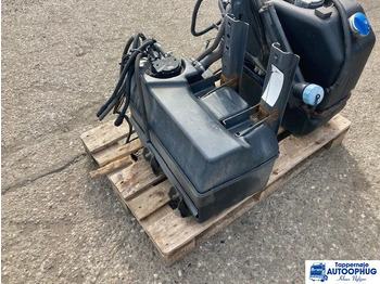 Tanque para AdBlue por Camião Scania adblue tank – reductant tank Scania 2196094: foto 2 Tanque para AdBlue por Camião Scania adblue tank – reductant tank Scania 2196094: foto 2