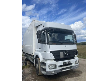 Camião isotérmico MERCEDES-BENZ Axor