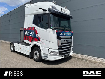 Tractor DAF XG+ 530