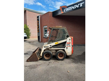 Pá carregadora de rodas BOBCAT