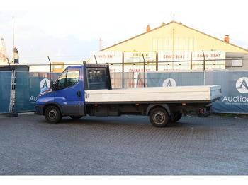 Automóvel Iveco Daily 35C15: foto 3 Automóvel Iveco Daily 35C15: foto 3