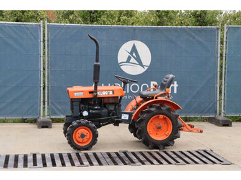 Trator KUBOTA B series