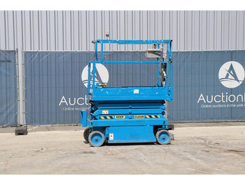 Plataforma de Tijera/ Plataforma de tesoura SKYJACK