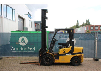 Empilhadeira a diesel Yale GDP30VX E2345: foto 2 Empilhadeira a diesel Yale GDP30VX E2345: foto 2