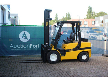 Empilhadeira a diesel YALE