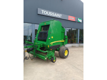 Enfardadeira de fardos redondos JOHN DEERE