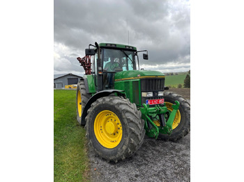 Trator JOHN DEERE 7800