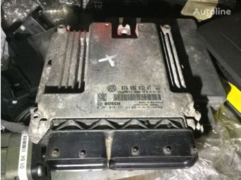 Centralina electrónica por Automóvel VOLKSWAGEN 074906032AT (0281014133) for automobile: foto 1