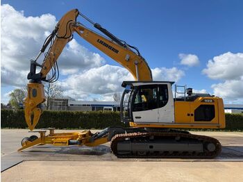 Escavadeira de demolição LIEBHERR R 922