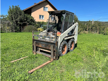 Mini pá carregadora BOBCAT