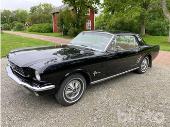 Automóvel FORD MUSTANG 65 A: foto 1