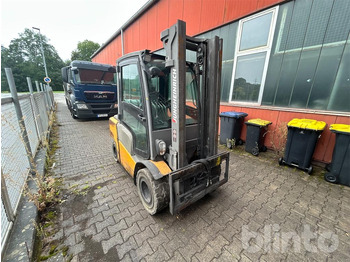 Empilhadeira JUNGHEINRICH TFG 430