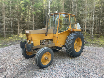 Trator VALMET 502