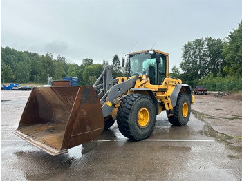 Pá carregadora de rodas VOLVO L110F