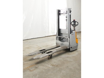 Stacker STILL