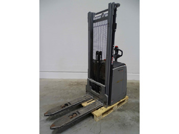 Stacker STILL
