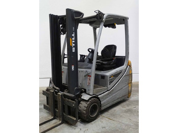 Empilhadeira elétrica STILL RX20