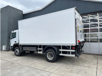 Leasing de Mercedes-Benz Atego 1725 4x4 Refrigerator Truck Mercedes-Benz Atego 1725 4x4 Refrigerator Truck: foto 3 Leasing de Mercedes-Benz Atego 1725 4x4 Refrigerator Truck Mercedes-Benz Atego 1725 4x4 Refrigerator Truck: foto 3