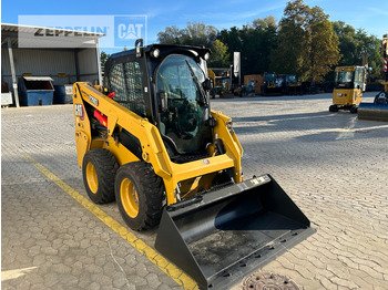 Mini pá carregadora CATERPILLAR 226D