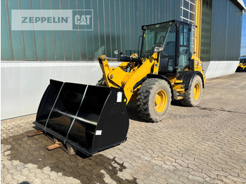 Pá carregadora de rodas CATERPILLAR 908M