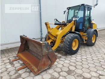 Pá carregadora de rodas CATERPILLAR 908M