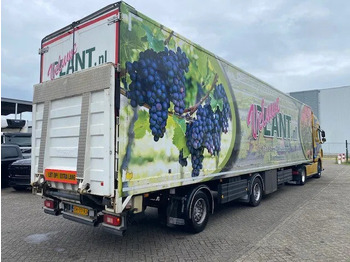 Semi-reboque furgão VOGELZANG