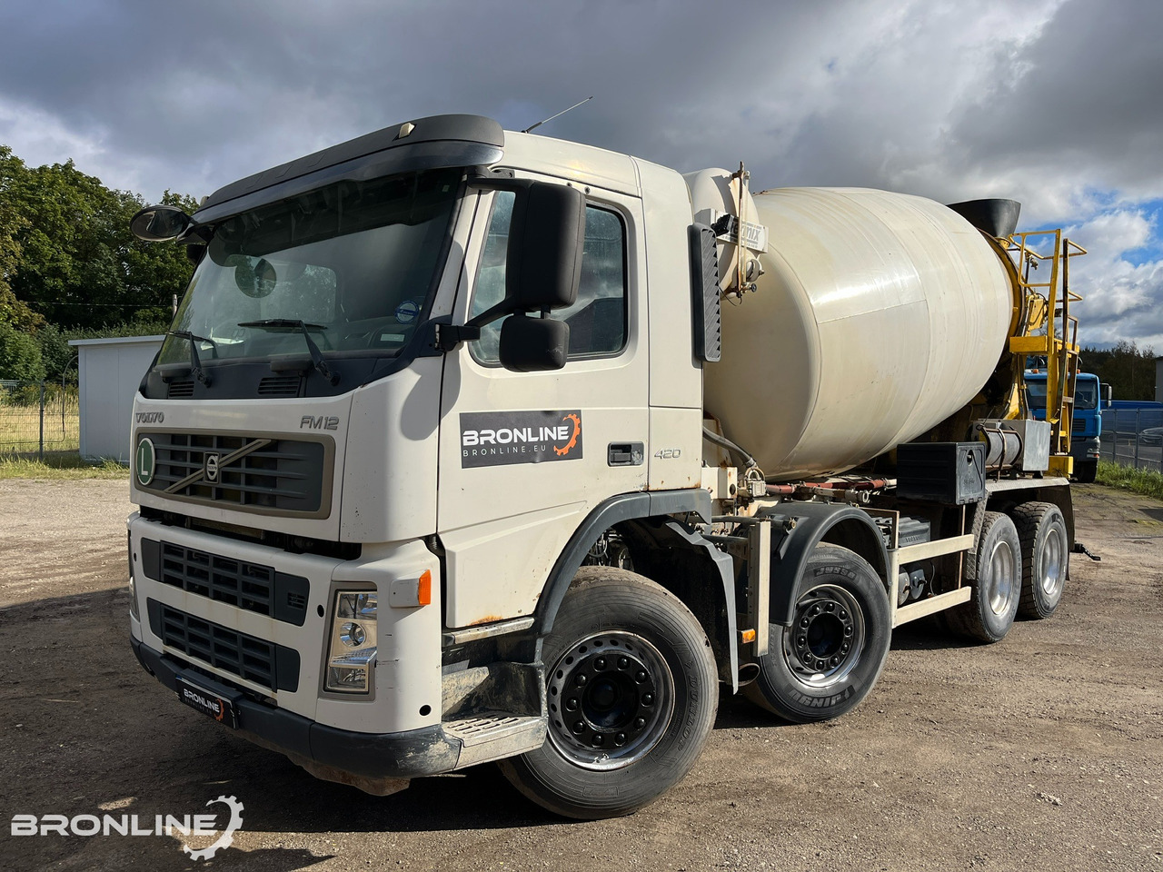 2004 Volvo FM12 420 8x4 Intermix 10m³ - Camião betoneira: foto 1 2004 Volvo FM12 420 8x4 Intermix 10m³ - Camião betoneira: foto 1