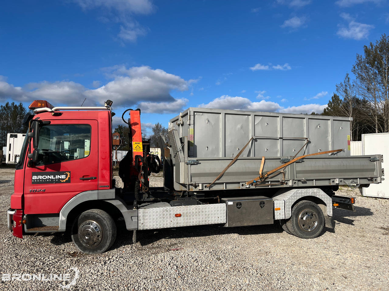 2007 Mercedes-Benz Atego 1024 Crane+Winch+Hooklift - Camião polibenne, Camião grua: foto 3 2007 Mercedes-Benz Atego 1024 Crane+Winch+Hooklift - Camião polibenne, Camião grua: foto 3