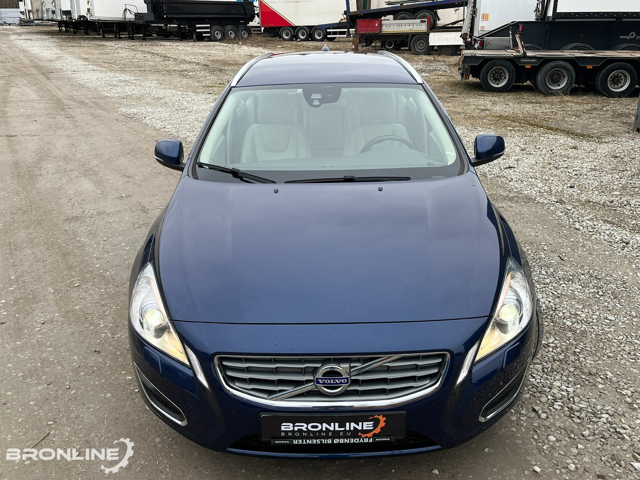 2011 Volvo V60 1.6 84kW Low mileage - Automóvel: foto 4 2011 Volvo V60 1.6 84kW Low mileage - Automóvel: foto 4