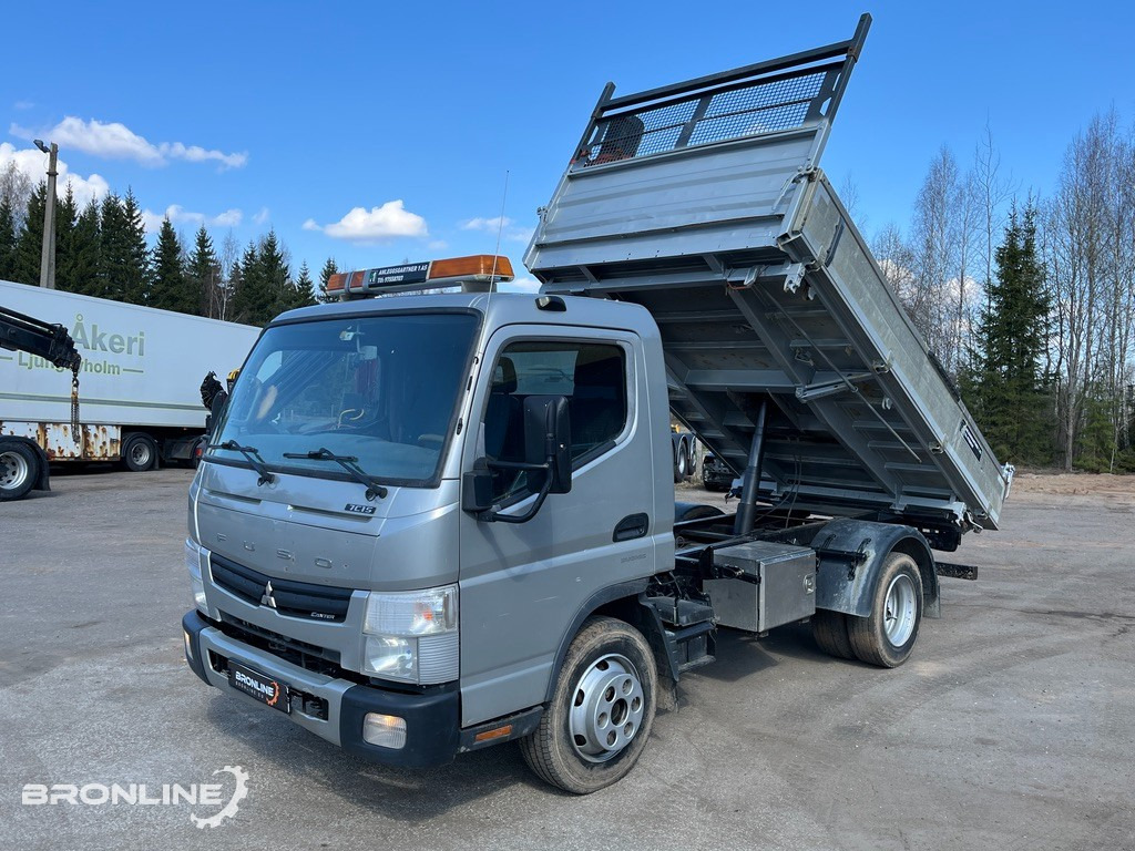 2013 Mitsubishi Fuso Canter 7C15 Tipper - Camião basculante: foto 2 2013 Mitsubishi Fuso Canter 7C15 Tipper - Camião basculante: foto 2