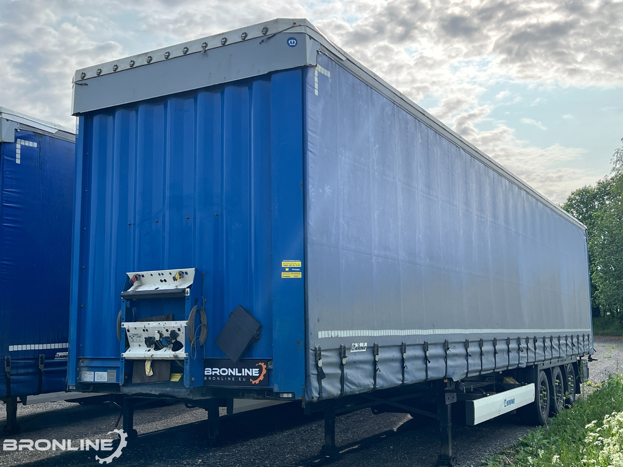 2020 KRONE SDP 27 ELP3-CS EN 12642-XL 43000kg ADR:EX/II - Semi-reboque de lona: foto 1 2020 KRONE SDP 27 ELP3-CS EN 12642-XL 43000kg ADR:EX/II - Semi-reboque de lona: foto 1