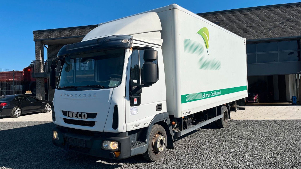 Iveco ML75E18 Blumen Koffer LBW Klimaanlage EEV ML80 Iveco ML75E18 Blumen Koffer LBW Klimaanlage EEV ML80 - Carrinha de contentor: foto 2 Iveco ML75E18 Blumen Koffer LBW Klimaanlage EEV ML80 Iveco ML75E18 Blumen Koffer LBW Klimaanlage EEV ML80 - Carrinha de contentor: foto 2