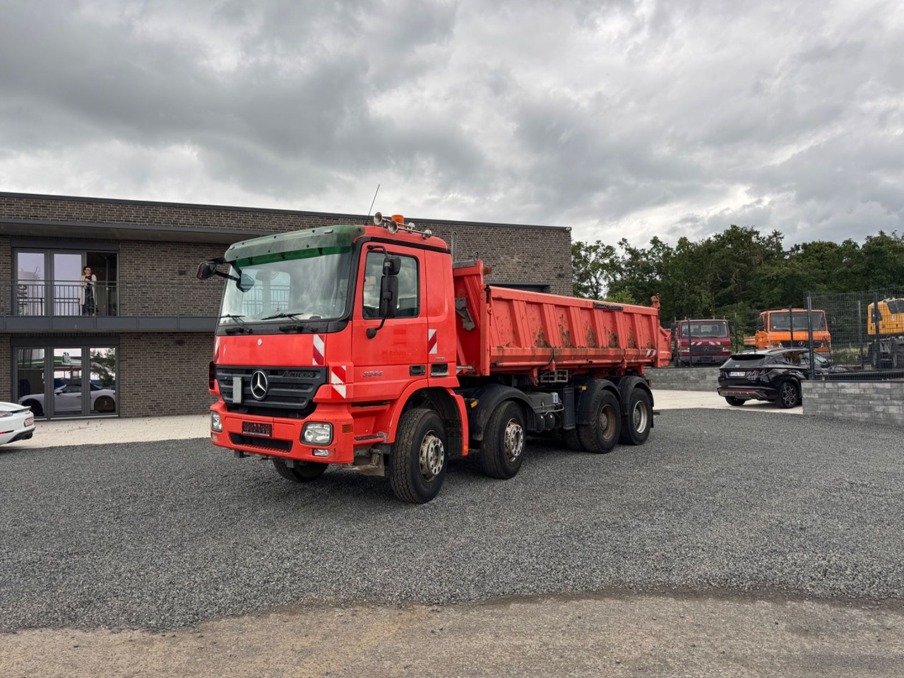 Mercedes-Benz Actros 3244 Dreiseitenkipper Meiller Bordm 8x4 - Camião basculante: foto 2 Mercedes-Benz Actros 3244 Dreiseitenkipper Meiller Bordm 8x4 - Camião basculante: foto 2