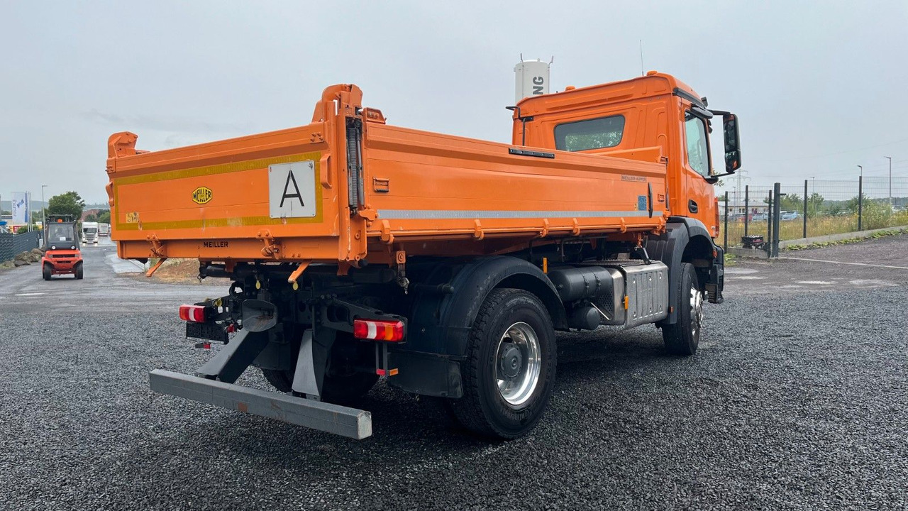 Mercedes-Benz Arocs 1835 Dreiseitenikpper Meiller - Camião basculante: foto 4 Mercedes-Benz Arocs 1835 Dreiseitenikpper Meiller - Camião basculante: foto 4
