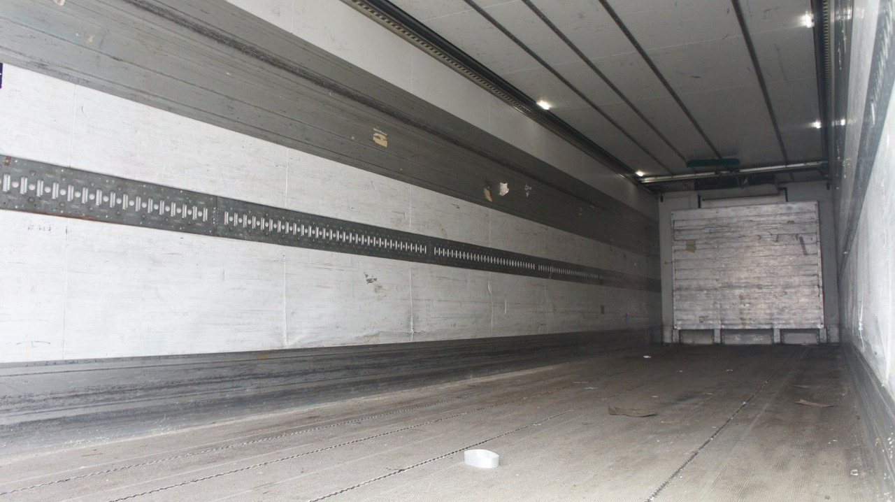 Schmitz Cargobull SKO 18 Kühlkoffer Frigoblock Liftachse Lenkachse - Semi-reboque frigorífico: foto 5 Schmitz Cargobull SKO 18 Kühlkoffer Frigoblock Liftachse Lenkachse - Semi-reboque frigorífico: foto 5