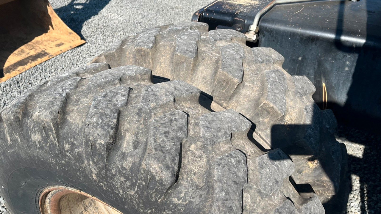 Escavadeira de rodas Terex TW110 Mobilbagger Verstellausleger 11000Kg: foto 9 Escavadeira de rodas Terex TW110 Mobilbagger Verstellausleger 11000Kg: foto 9