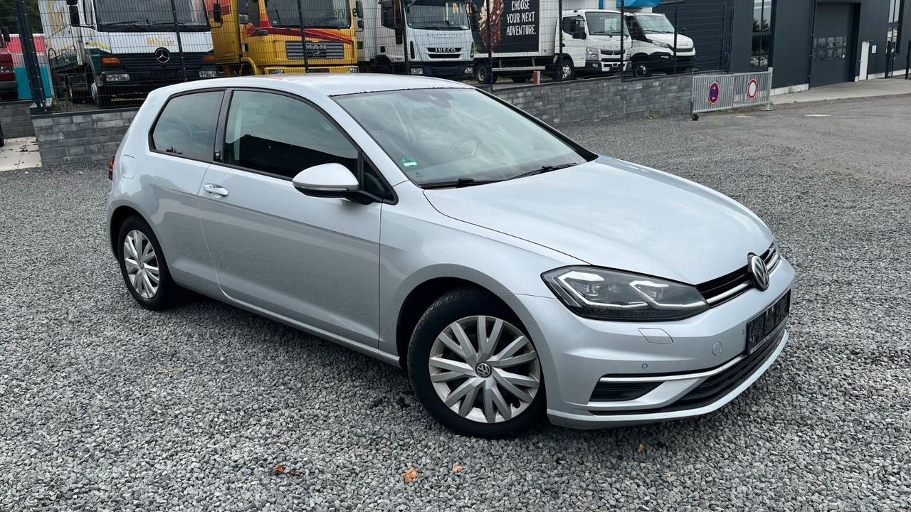 Volkswagen Golf VII Lim. Sound Start-Stopp - Automóvel: foto 3 Volkswagen Golf VII Lim. Sound Start-Stopp - Automóvel: foto 3
