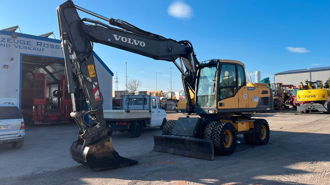 Volvo EW180D 20500 Kg Verstellausleger OilQuick - Escavadeira de rodas: foto 2 Volvo EW180D 20500 Kg Verstellausleger OilQuick - Escavadeira de rodas: foto 2