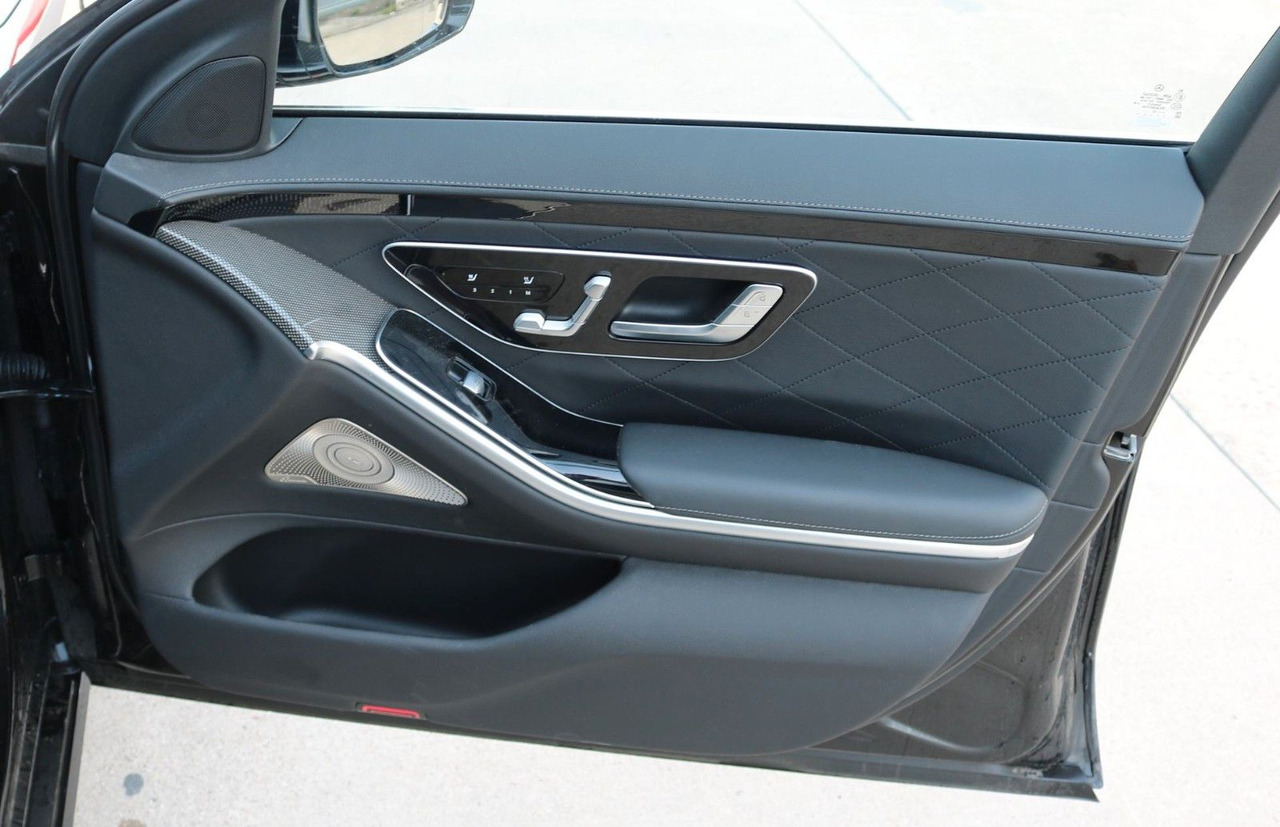 Sedan Mercedes-Benz S 580 / 4Matic / Panorama. / Leder NETTO 51900 €: foto 17